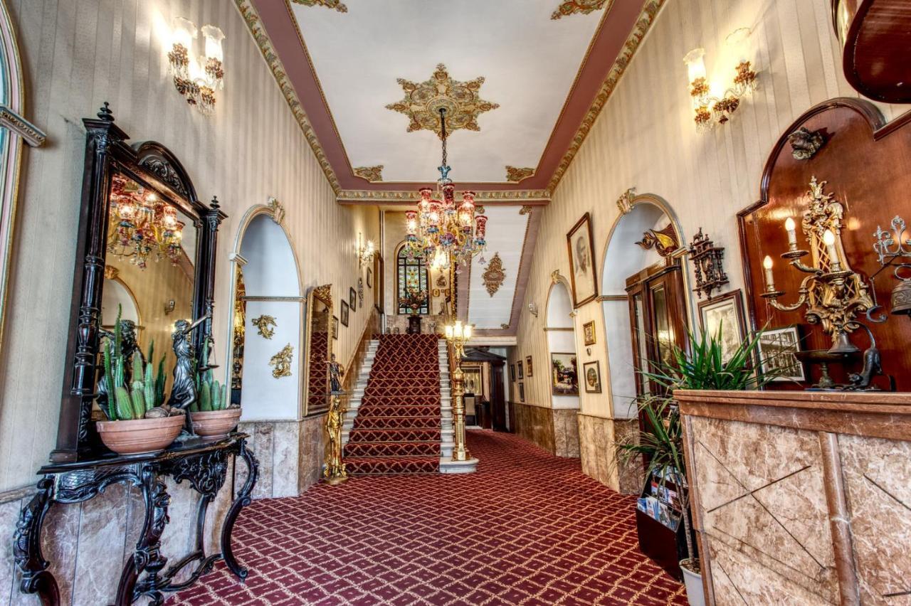 Grand Hotel De Londres Истанбул Екстериор снимка
