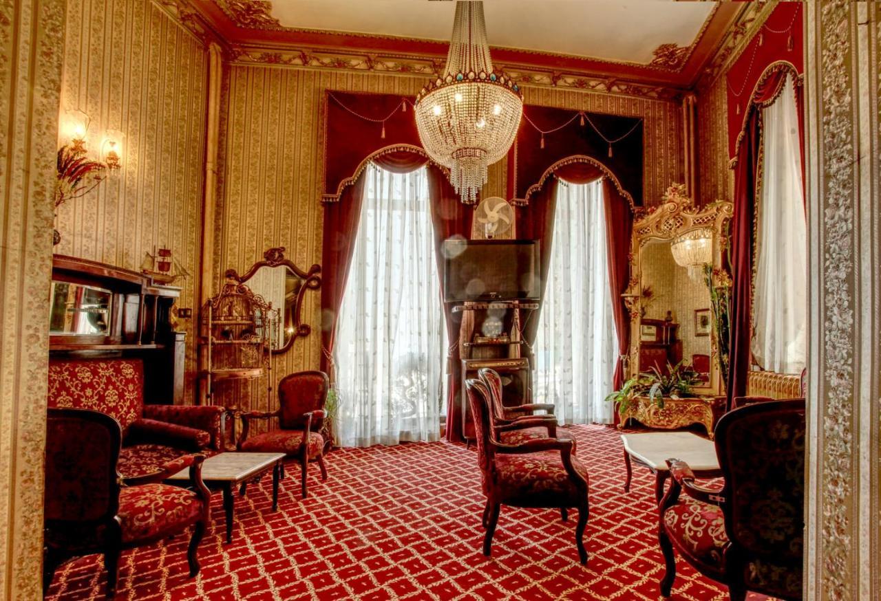 Grand Hotel De Londres Истанбул Екстериор снимка