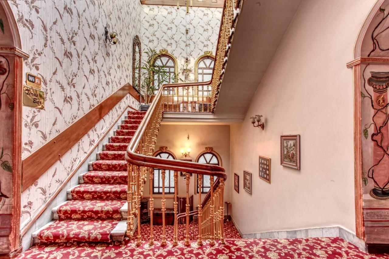 Grand Hotel De Londres Истанбул Екстериор снимка