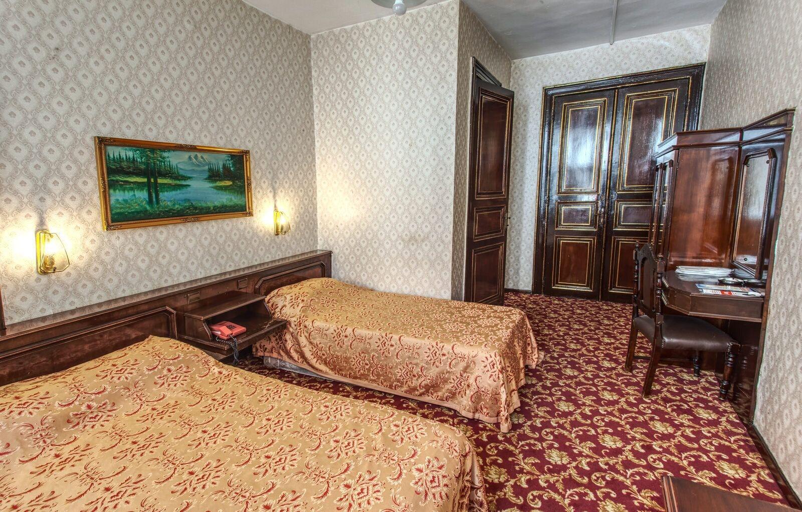 Grand Hotel De Londres Истанбул Екстериор снимка