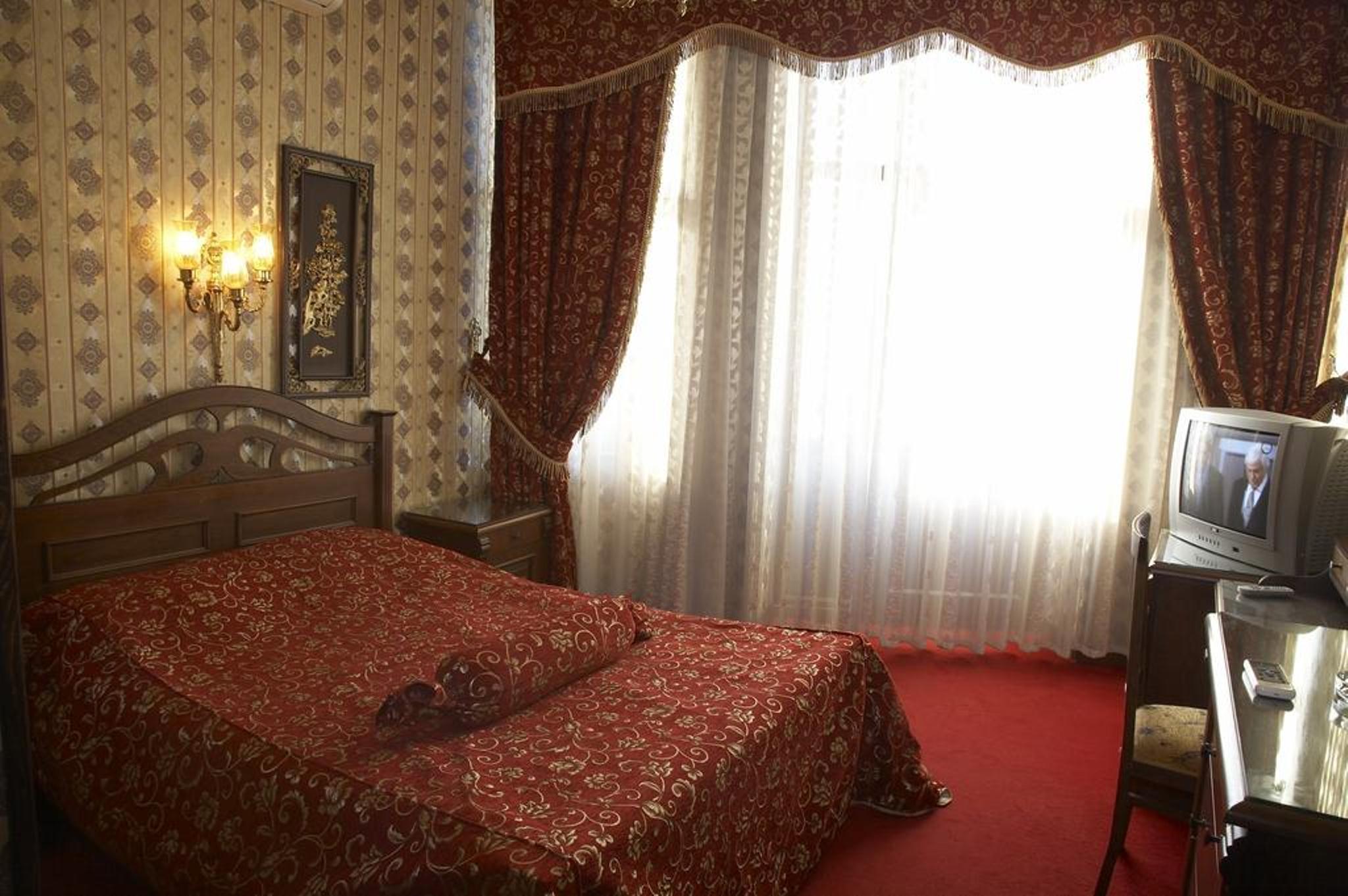 Grand Hotel De Londres Истанбул Екстериор снимка