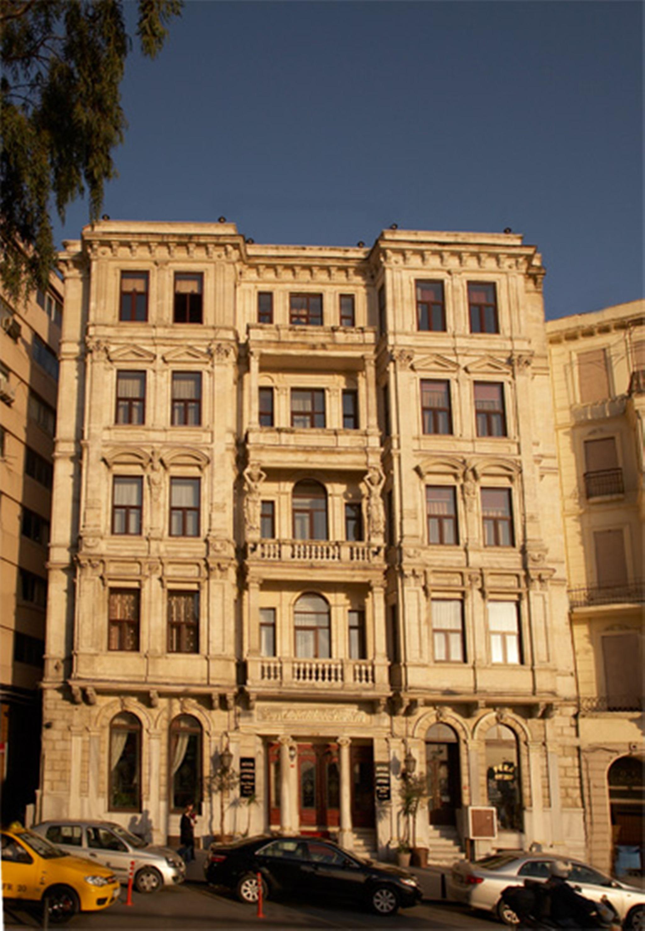 Grand Hotel De Londres Истанбул Екстериор снимка