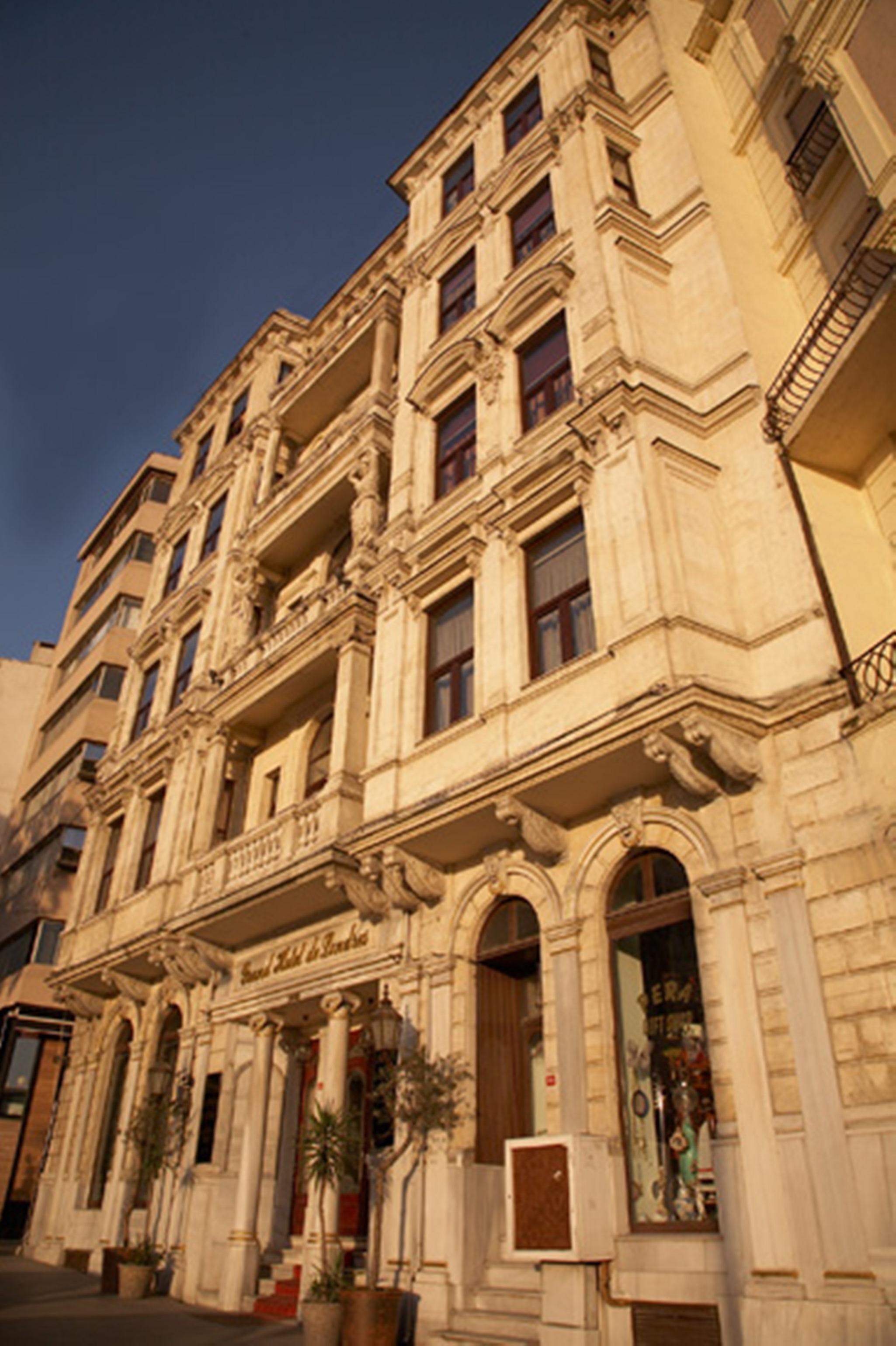 Grand Hotel De Londres Истанбул Екстериор снимка