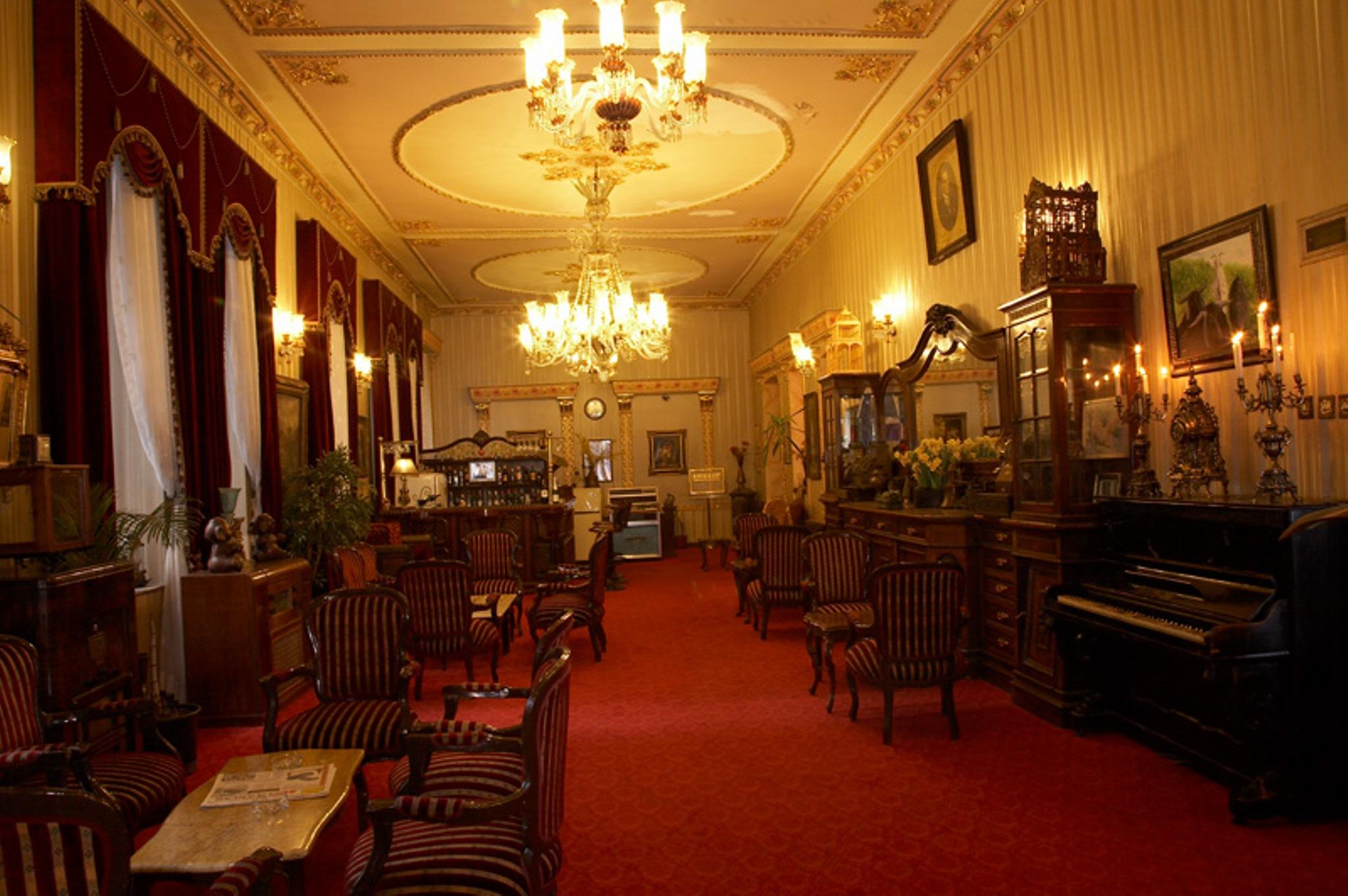Grand Hotel De Londres Истанбул Екстериор снимка